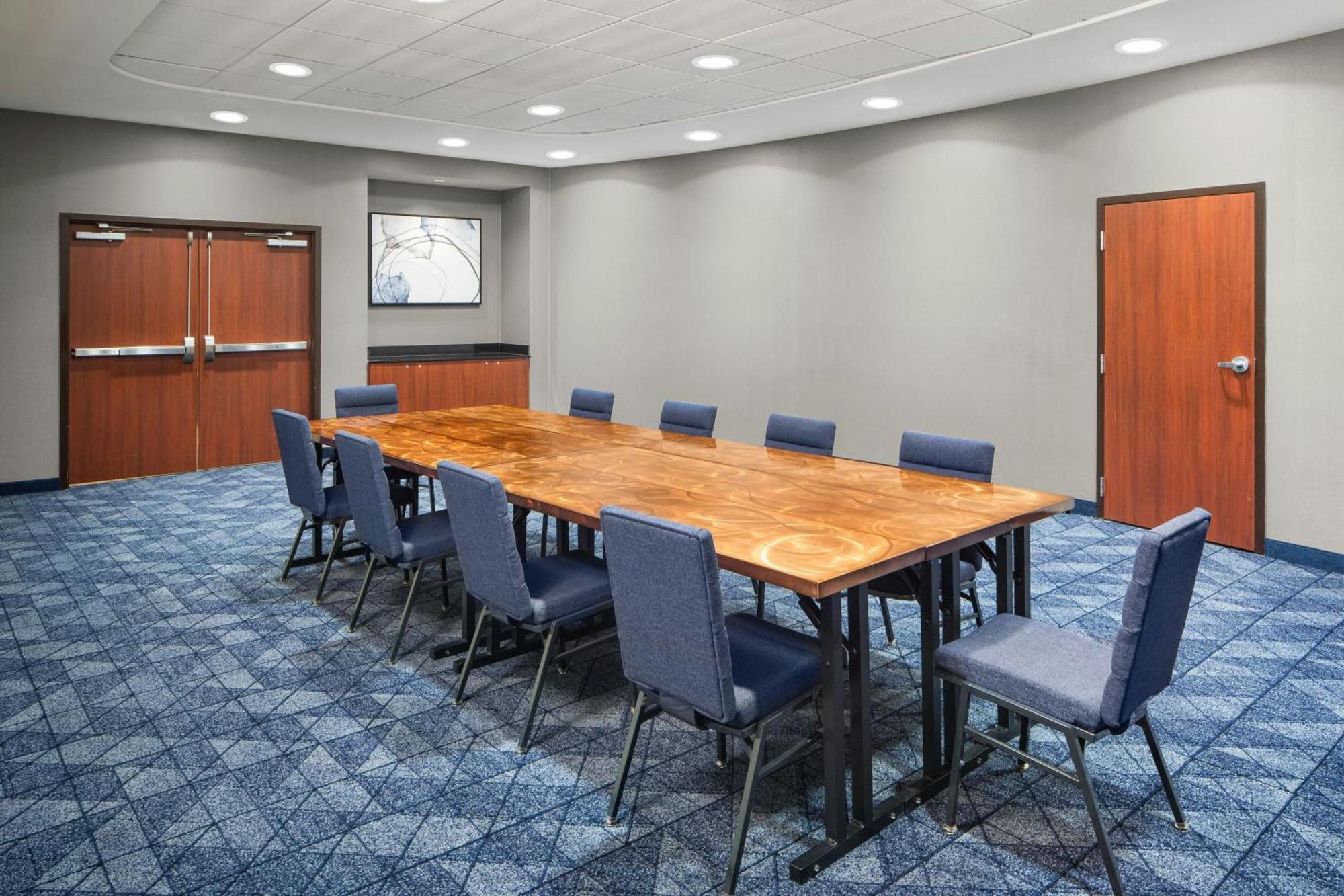 Courtyard By Marriott Knoxville Airport Alcoa Exterior photo