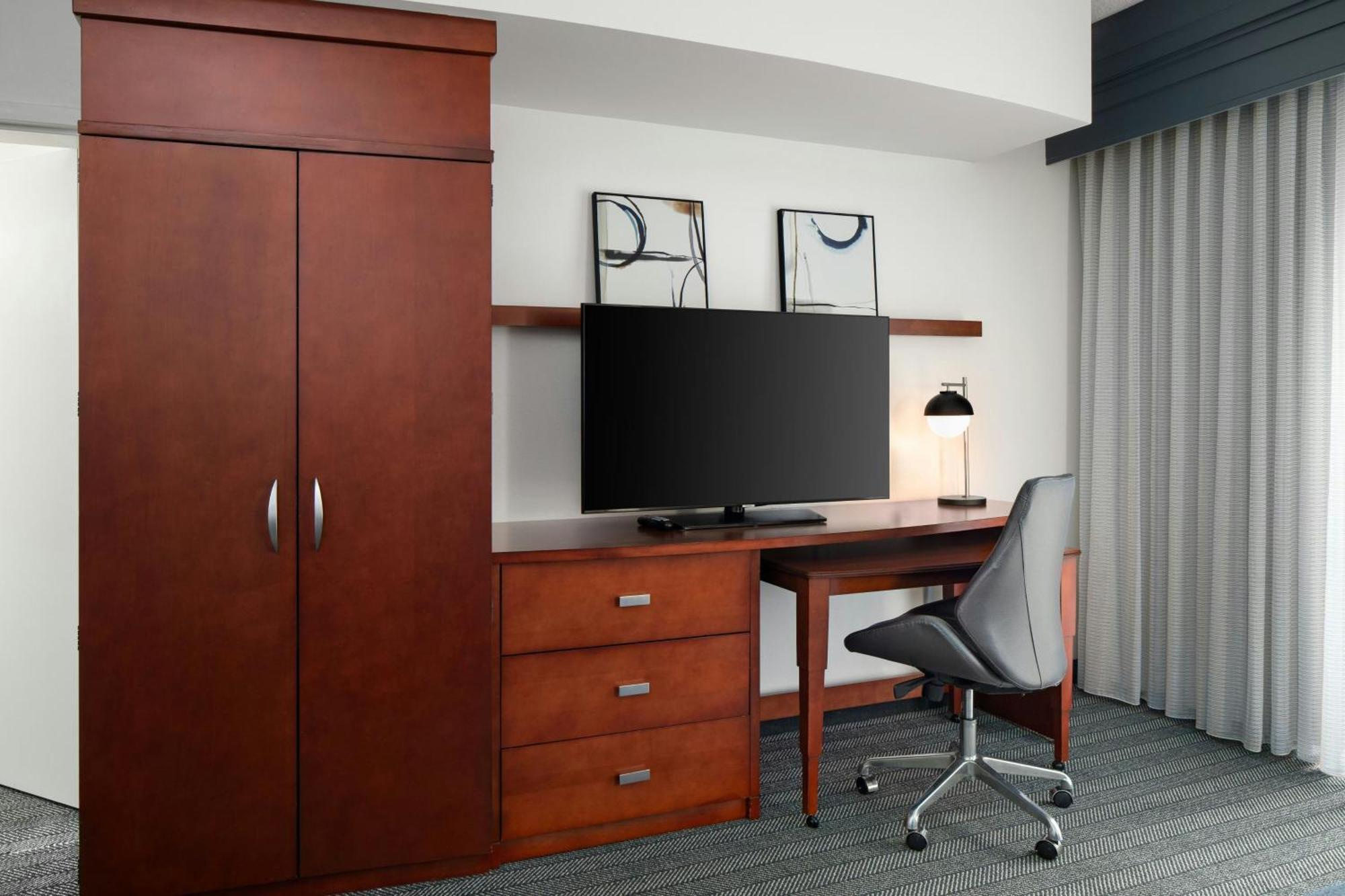 Courtyard By Marriott Knoxville Airport Alcoa Exterior photo